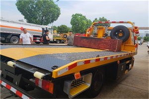 永善附近拖车电话号码服务